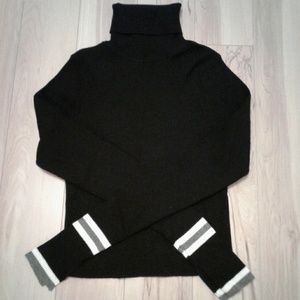 ZARA KNIT BLACK RIBBED TURTLENECK SWEATER